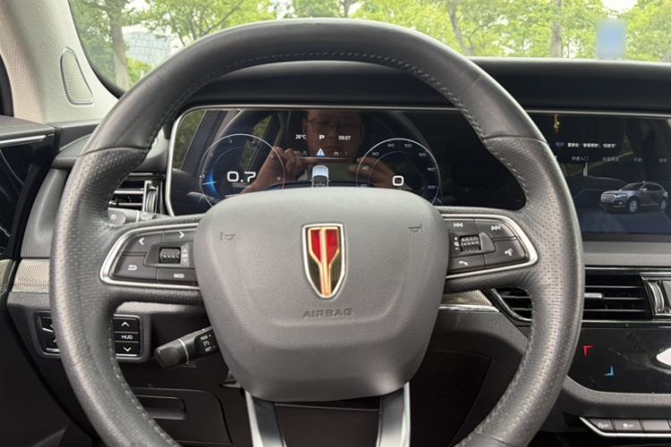 Used Hongqi HS5 2022 Revised Version 2.0T Smart Connect Flagship Edition Steering Wheel