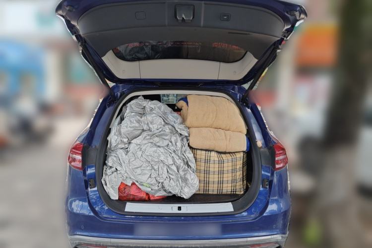 Used Hongqi HS5 2022 Revised Version 2.0T Smart Connect Flagship Edition Trunk