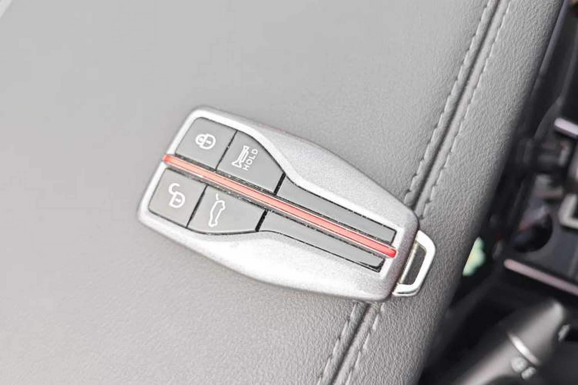Used Hongqi HS5 2022 Revised Version 2.0T Smart Connect Flagship Edition Vehicle Key