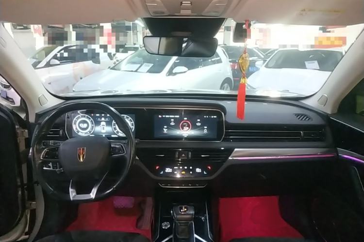 Used Hongqi HS5 2022 Facelifted Version 2.0T Smart Connect Flagship All-Wheel-Drive Edition Center Console
