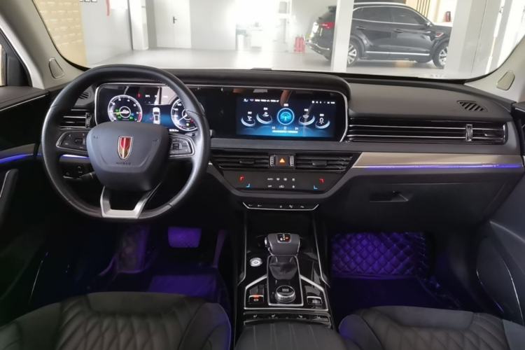 Used Hongqi HS5 2022 Revised Version 2.0T Smart Connect Flagship Edition Center Console