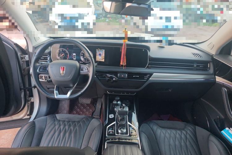 Used Hongqi HS5 2022 Facelifted Version 2.0T Smart Connect Flagship All-Wheel-Drive Edition Center Console