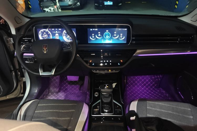 Used Hongqi HS5 2022 2.0T Smart Connect Flagship All-Wheel Drive LeGou Edition Center Console