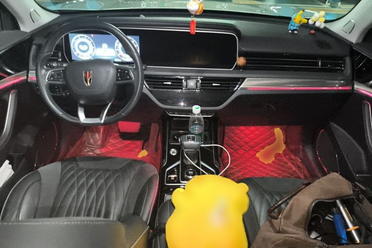Used Hongqi HS5 2022 Revised Version 2.0T Smart Connect Flagship Edition Center Console