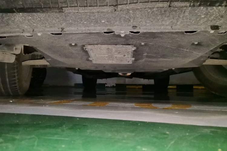 Used Hongqi HS5 2022 2.0T Smart Connect Flagship Edition Chassis Front