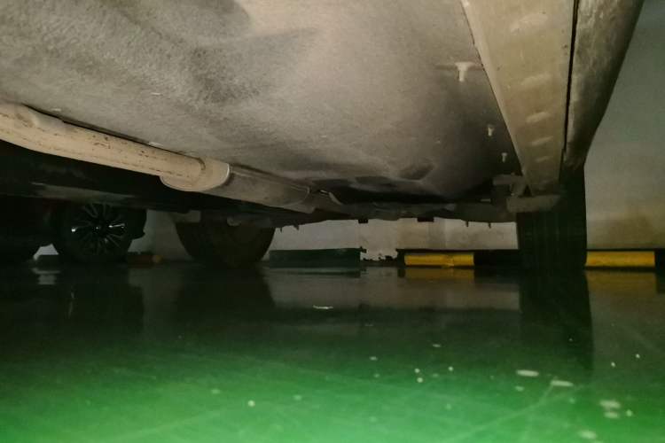 Used Hongqi HS5 2022 2.0T Smart Connect Flagship Edition Chassis Front Left