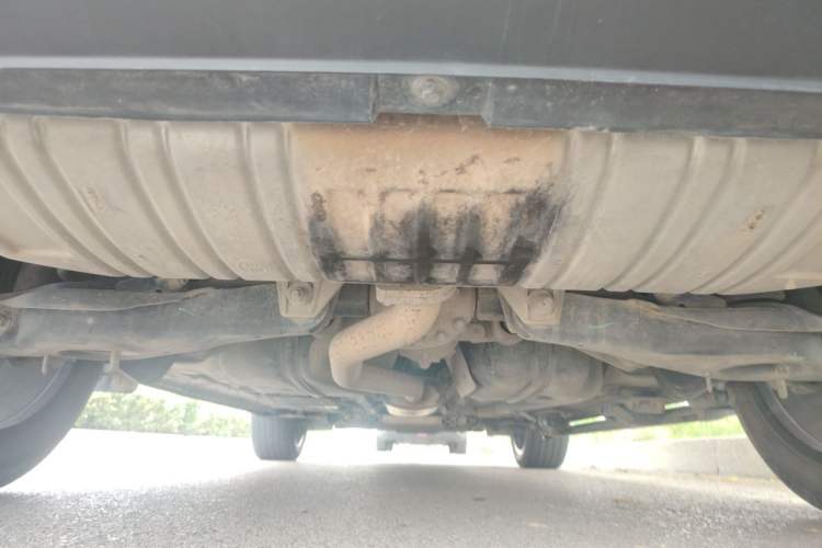 Used Hongqi HS5 2022 2.0T Smart Connect Flagship All-Wheel-Drive Version Chassis Rear