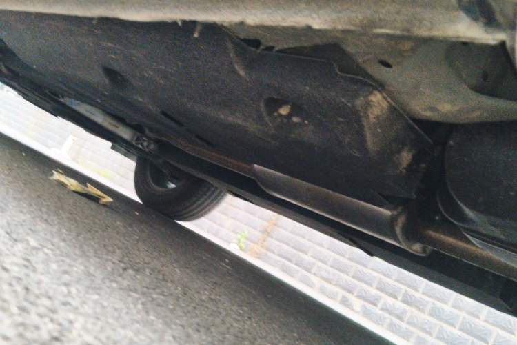 Used Hongqi HS5 2022 Revised Version 2.0T Smart Connect Flagship Edition Chassis Rear Left