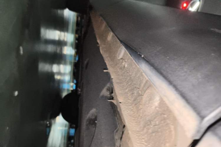 Used Hongqi HS5 2022 Revised Version 2.0T Smart Connect Flagship Edition Chassis Rear Left