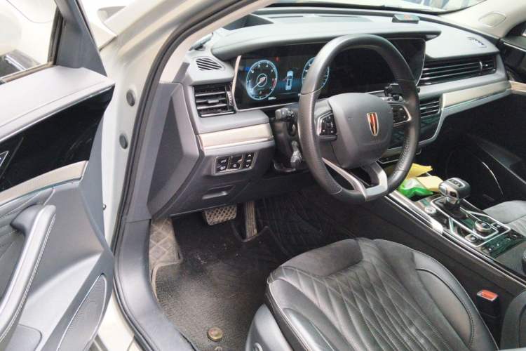 Used Hongqi HS5 2022 Revised Version 2.0T Smart Connect Flagship Edition Driver Seat