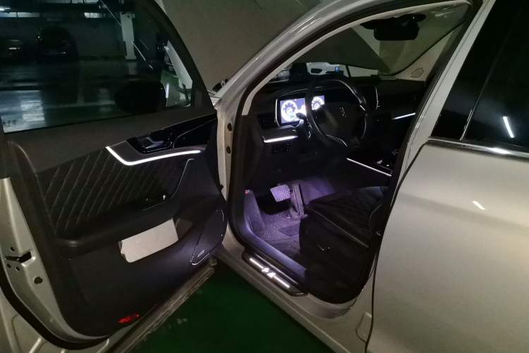 Used Hongqi HS5 2022 2.0T Smart Connect Flagship Edition Driver Seat