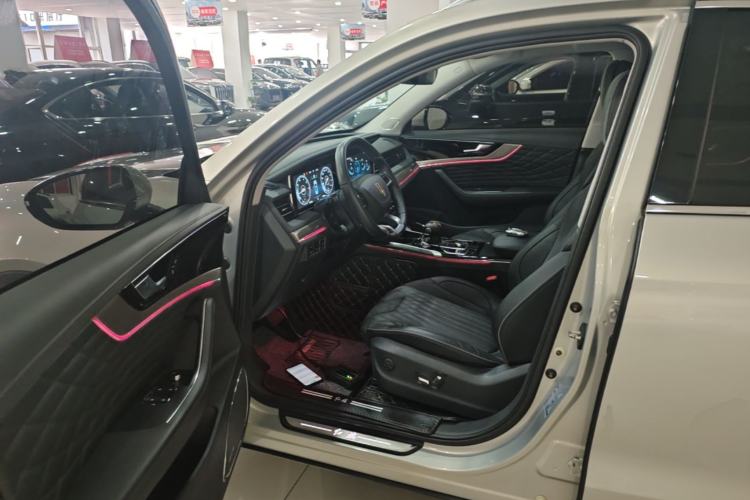 Used Hongqi HS5 2022 Revised Version 2.0T Smart Connect Flagship Edition Driver Seat