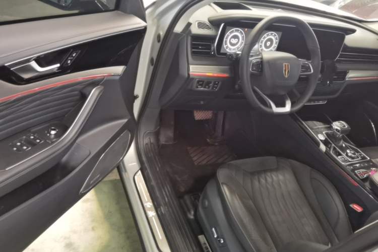 Used Hongqi HS5 2022 2.0T Smart Connect Flagship All-Wheel-Drive Version Driver Seat