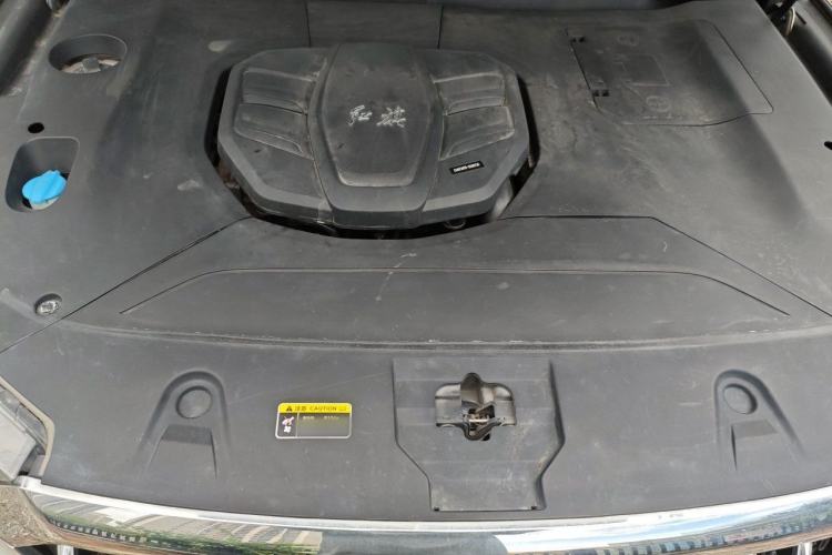 Used Hongqi HS5 2022 2.0T Smart Connect Flagship Enjoyment Purchase Edition Engine Bay