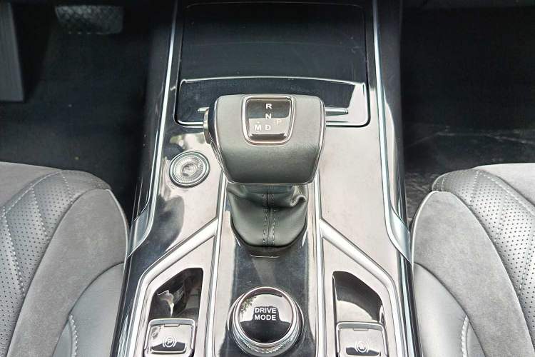 Used Hongqi HS5 2022 Revised Version 2.0T Smart Connect Flagship Edition Exterior 8