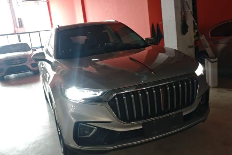 Used Hongqi HS5 2022 Revised Version 2.0T Smart Connect Flagship Edition Front Right 45 Deg