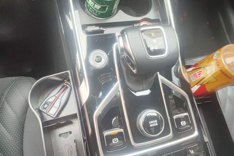 Used Hongqi HS5 2022 2.0T Smart Connect Flagship Enjoyment Purchase Edition Gear Lever