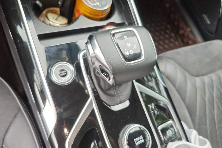 Used Hongqi HS5 2022 2.0T Smart Connect Flagship Enjoyment Purchase Edition Gear Lever