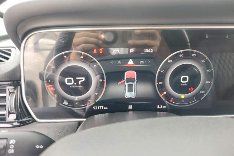 Used Hongqi HS5 2022 Revised Version 2.0T Smart Connect Flagship Edition Instrument Cluster
