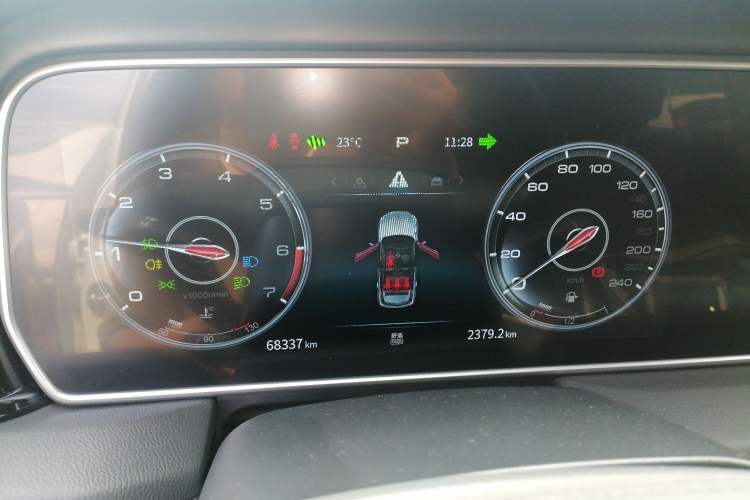 Used Hongqi HS5 2022 2.0T Smart Connect Flagship All-Wheel-Drive Version Instrument Cluster