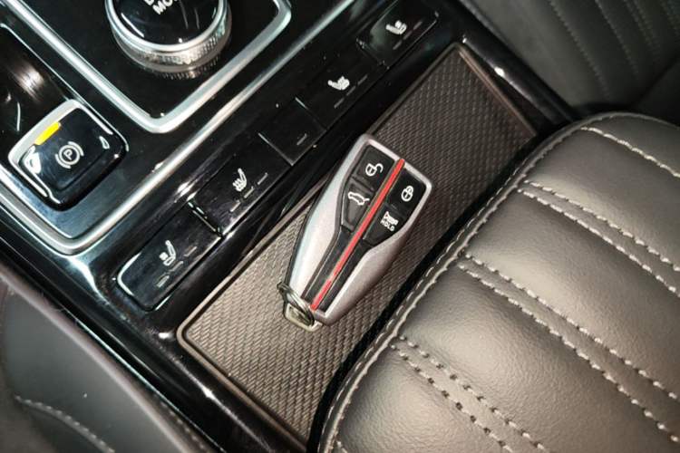 Used Hongqi HS5 2022 Revised Version 2.0T Smart Connect Flagship Edition Interior 1