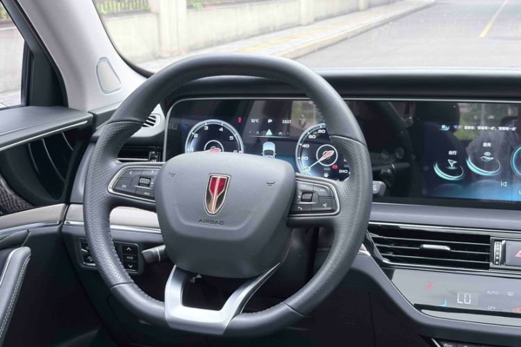 Used Hongqi HS5 2022 Facelifted Version 2.0T Smart Connect Flagship All-Wheel-Drive Edition Interior 2