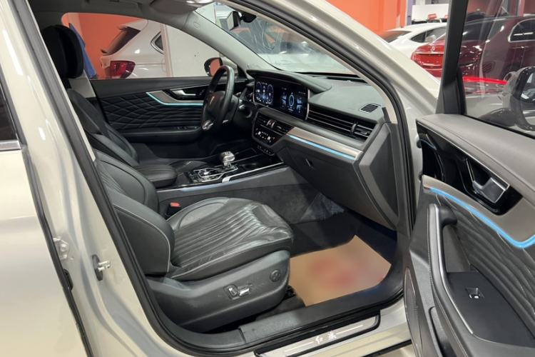 Used Hongqi HS5 2022 Revised Version 2.0T Smart Connect Flagship Edition Interior 6