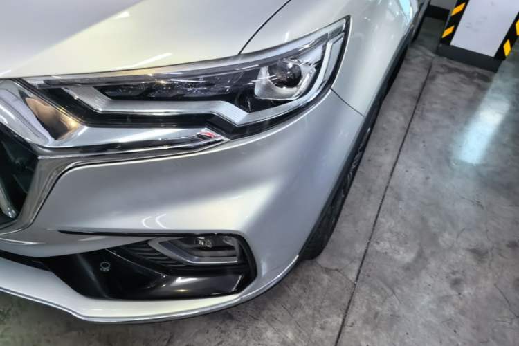 Used Hongqi HS5 2022 Facelifted Version 2.0T Smart Connect Flagship All-Wheel-Drive Edition Left Front Headlight