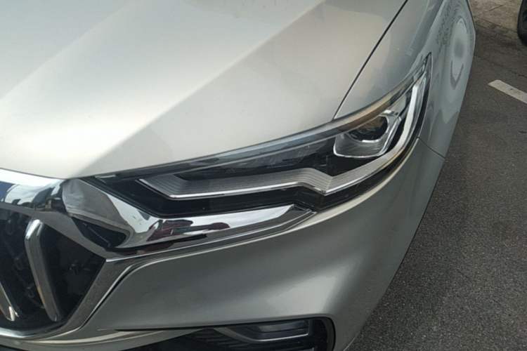 Used Hongqi HS5 2022 Revised Version 2.0T Smart Connect Flagship Edition Left Front Headlight