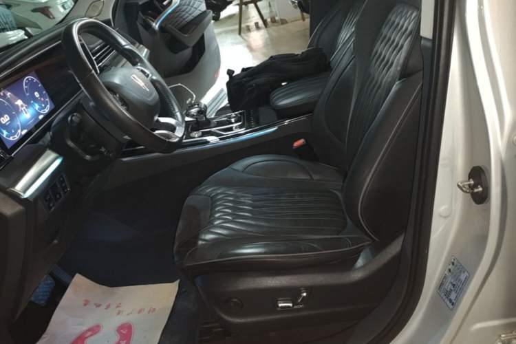 Used Hongqi HS5 2022 Revised Version 2.0T Smart Connect Flagship Edition Left Front Seat