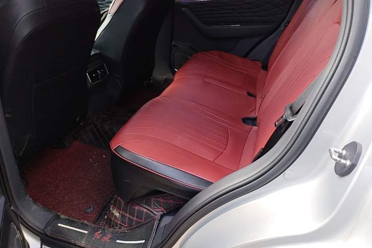 Used Hongqi HS5 2022 2.0T Smart Connect Flagship Edition Left Rear Seat