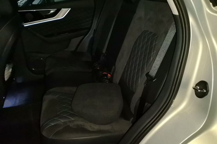 Used Hongqi HS5 2022 2.0T Smart Connect Flagship Edition Left Rear Seat