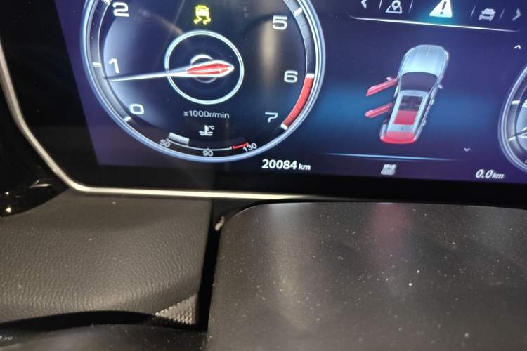 Used Hongqi HS5 2022 2.0T Smart Connect Flagship All-Wheel Drive LeGou Edition Odometer Close Up