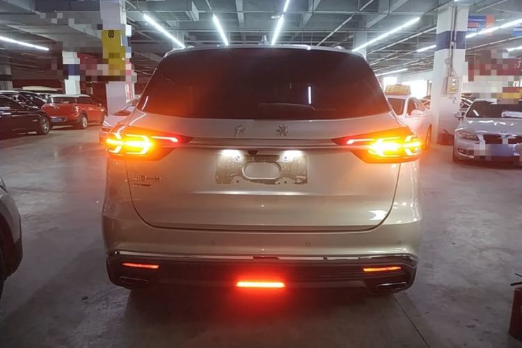 Used Hongqi HS5 2022 Facelifted Version 2.0T Smart Connect Flagship All-Wheel-Drive Edition Rear