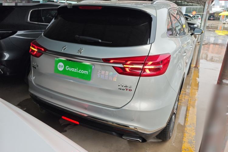 Used Hongqi HS5 2022 Facelifted Version 2.0T Smart Connect Flagship All-Wheel-Drive Edition Rear