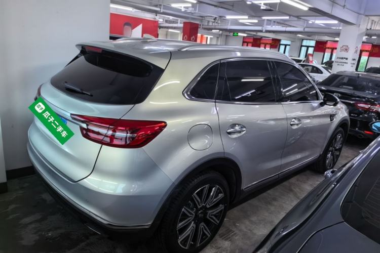 Used Hongqi HS5 2022 Facelifted Version 2.0T Smart Connect Flagship All-Wheel-Drive Edition Rear Right 45 Deg