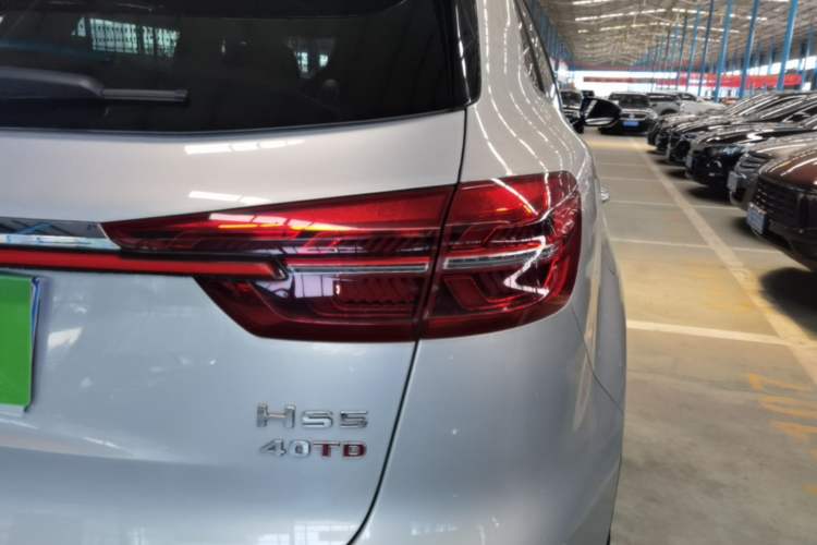 Used Hongqi HS5 2022 2.0T Smart Connect Flagship All-Wheel-Drive Version Right Rear Taillight