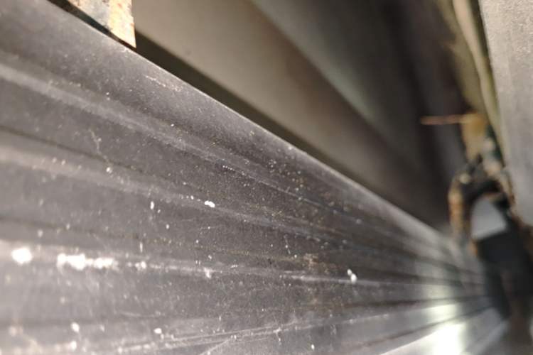Used Hongqi HS5 2022 Revised Version 2.0T Smart Connect Flagship Edition Right Side Sill