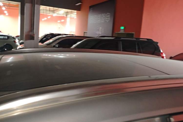 Used Hongqi HS5 2022 Revised Version 2.0T Smart Connect Flagship Edition Roof