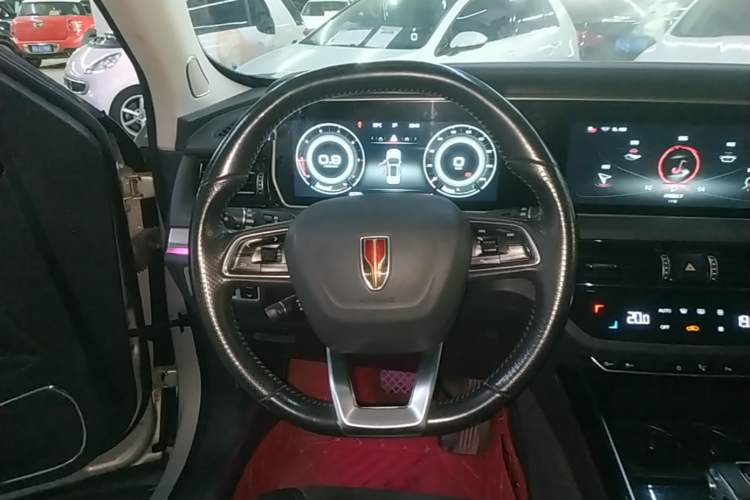 Used Hongqi HS5 2022 Facelifted Version 2.0T Smart Connect Flagship All-Wheel-Drive Edition Steering Wheel