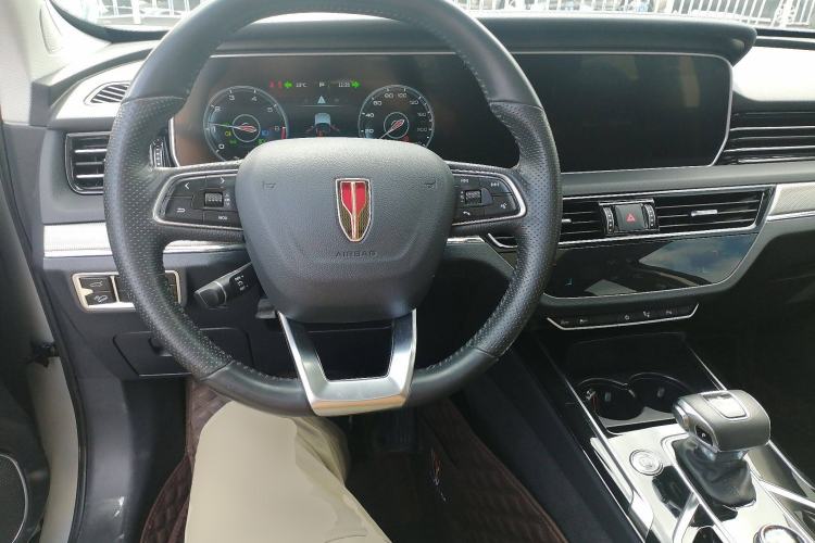 Used Hongqi HS5 2022 2.0T Smart Connect Flagship All-Wheel-Drive Version Steering Wheel
