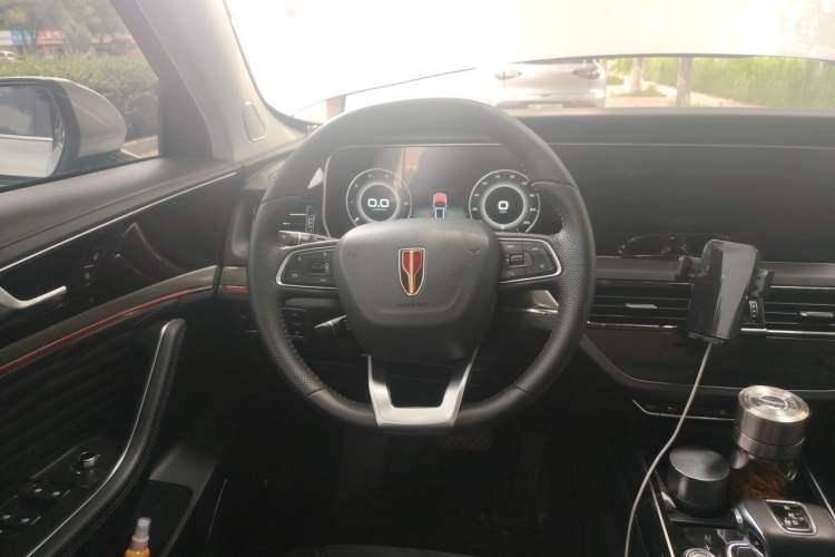 Used Hongqi HS5 2022 2.0T Smart Connect Flagship All-Wheel-Drive Version Steering Wheel
