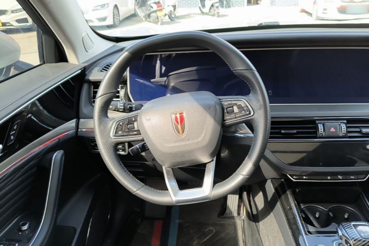 Used Hongqi HS5 2022 Facelifted Version 2.0T Smart Connect Flagship All-Wheel-Drive Edition Steering Wheel