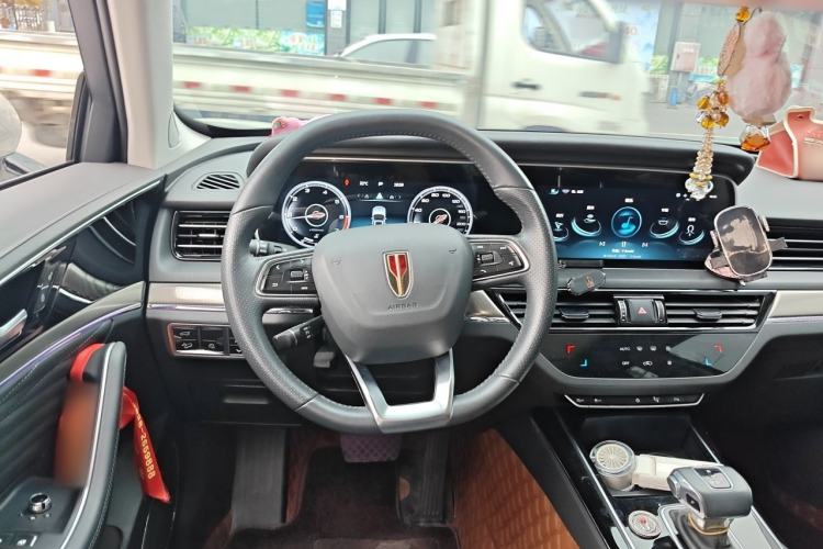 Used Hongqi HS5 2022 Revised Version 2.0T Smart Connect Flagship Edition Steering Wheel