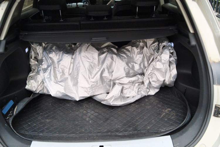 Used Hongqi HS5 2022 Revised Version 2.0T Smart Connect Flagship Edition Trunk