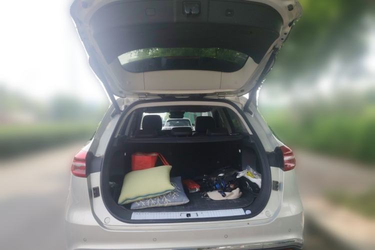 Used Hongqi HS5 2022 2.0T Smart Connect Flagship All-Wheel-Drive Version Trunk