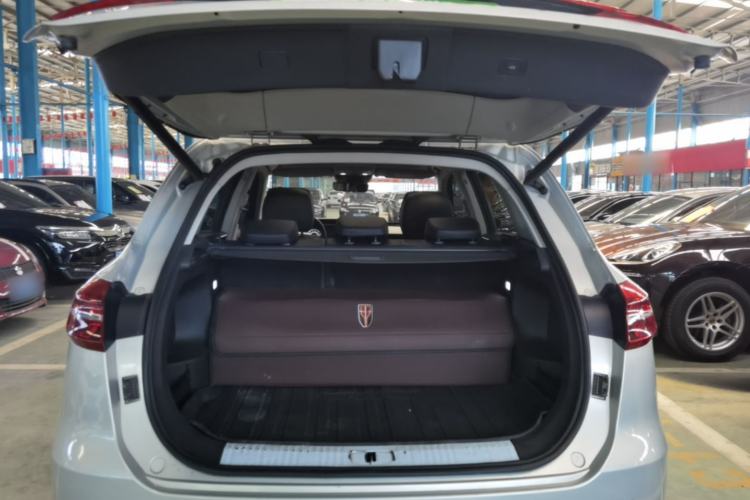 Used Hongqi HS5 2022 2.0T Smart Connect Flagship All-Wheel-Drive Version Trunk