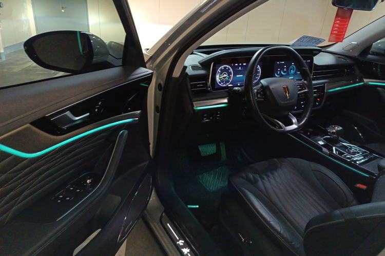 Used Hongqi HS5 2022 Facelifted Version 2.0T Smart Connect Flagship All-Wheel-Drive Edition Driver Seat