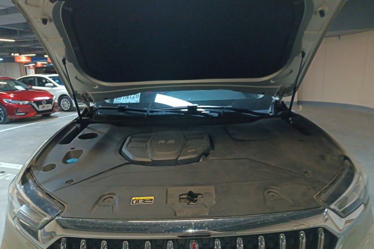 Used Hongqi HS5 2022 Facelifted Version 2.0T Smart Connect Flagship All-Wheel-Drive Edition Engine Bay