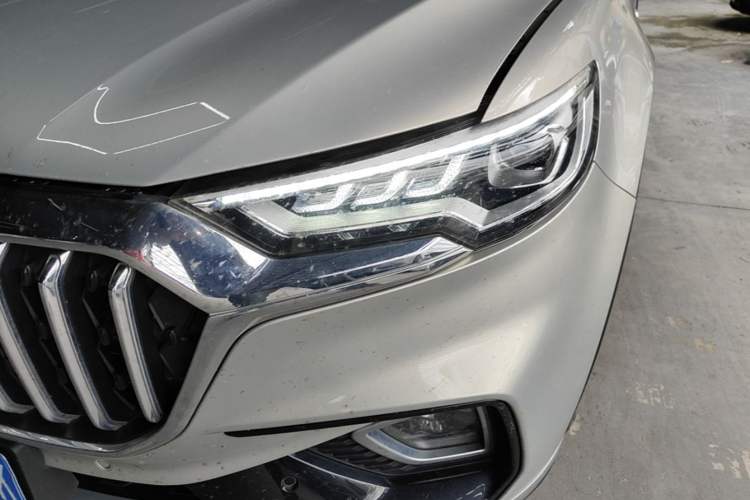 Used Hongqi HS5 2022 Revised Version 2.0T Smart Connect Flagship Edition Left Front Headlight